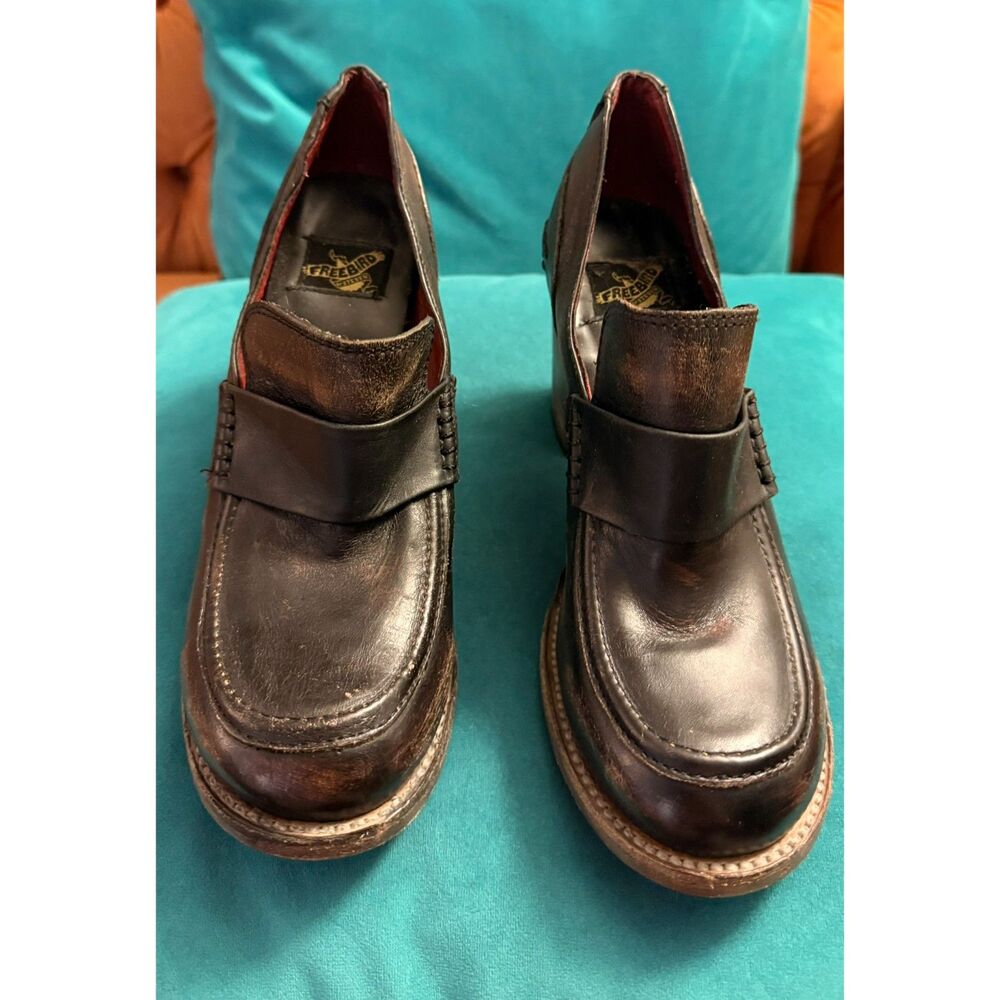Freebird by Steven Bellevue Black Distressed Leather Chunky Heeled Loafers 8